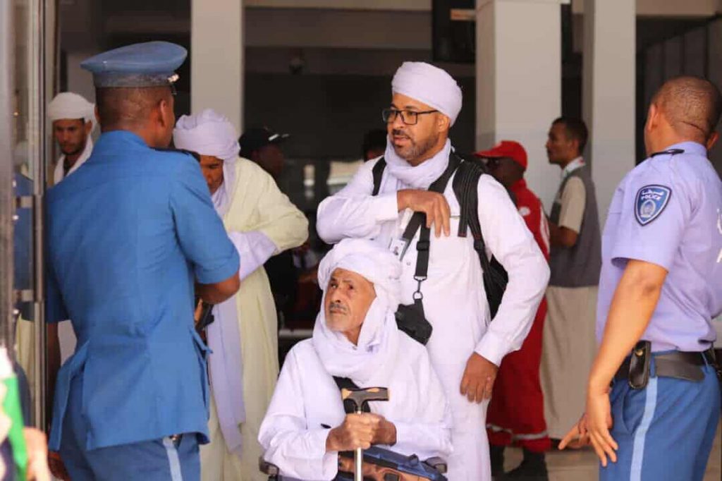 مشاركة البنك الوطني الجزائري في مراسيم مغادرة الحجاج من ولاية أدرار مشاركة البنك الوطني الجزائري في مراسيم مغادرة الحجاج من ولاية أدرار